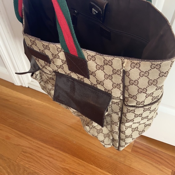Gucci Tote - Picture 4 of 4